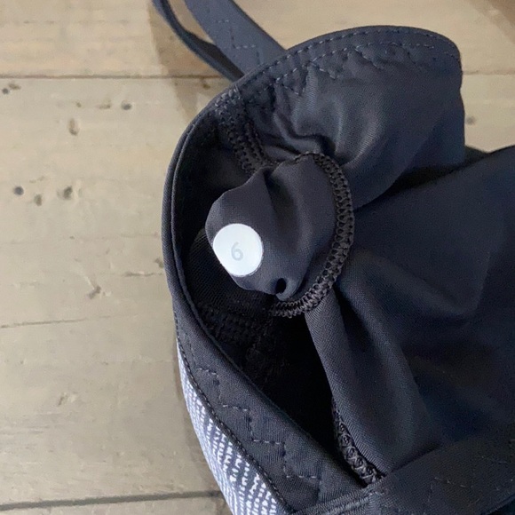 Lululemon water bound bra size 6 burlap texture black dune swim top bikini - Picture 3 of 4